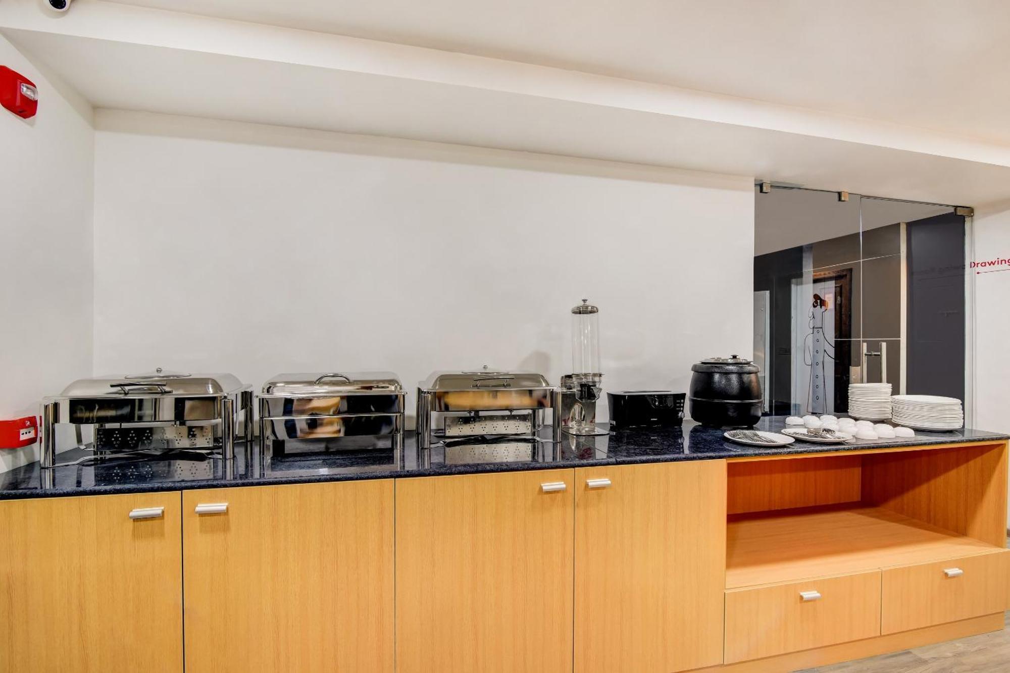 Отель Townhouse Jaipur Airport Экстерьер фото